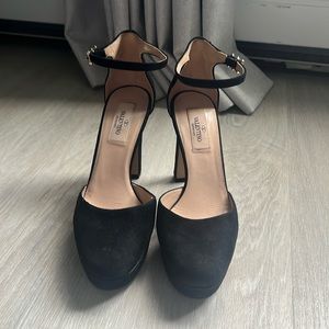 Suede D’Orsay Valentino Pumps